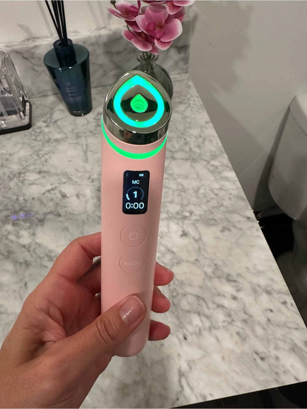 Medicube booster pro wand - Picture 5 of 8